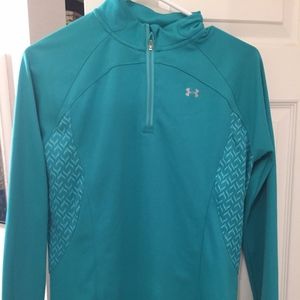 Under armour workout top-all seasons